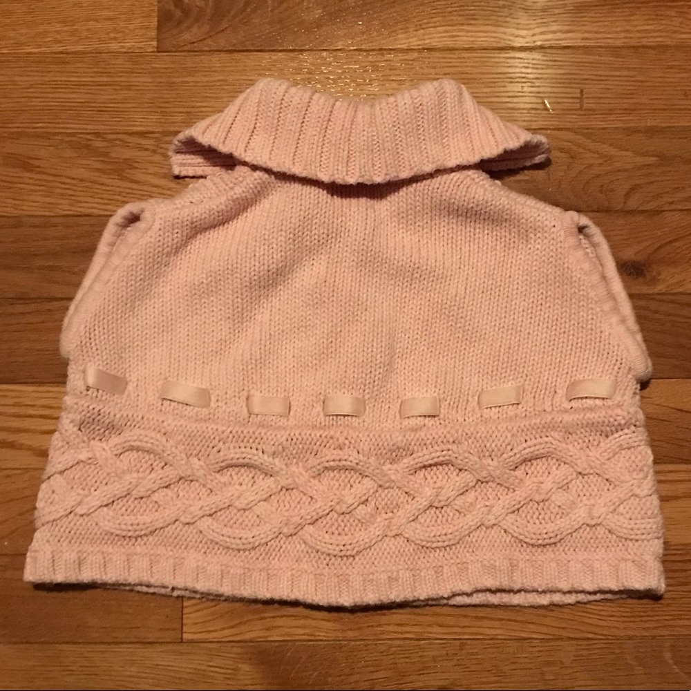 Gently Worn!! Girls Size 2T Pink Sweater Vest - Picture 2 of 5